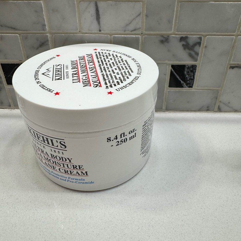 Kiehl's Ultra Facial Cream - White
